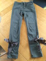 Damen Hose mit tollen Assescoires Nordrhein-Westfalen - Herzebrock-Clarholz Vorschau