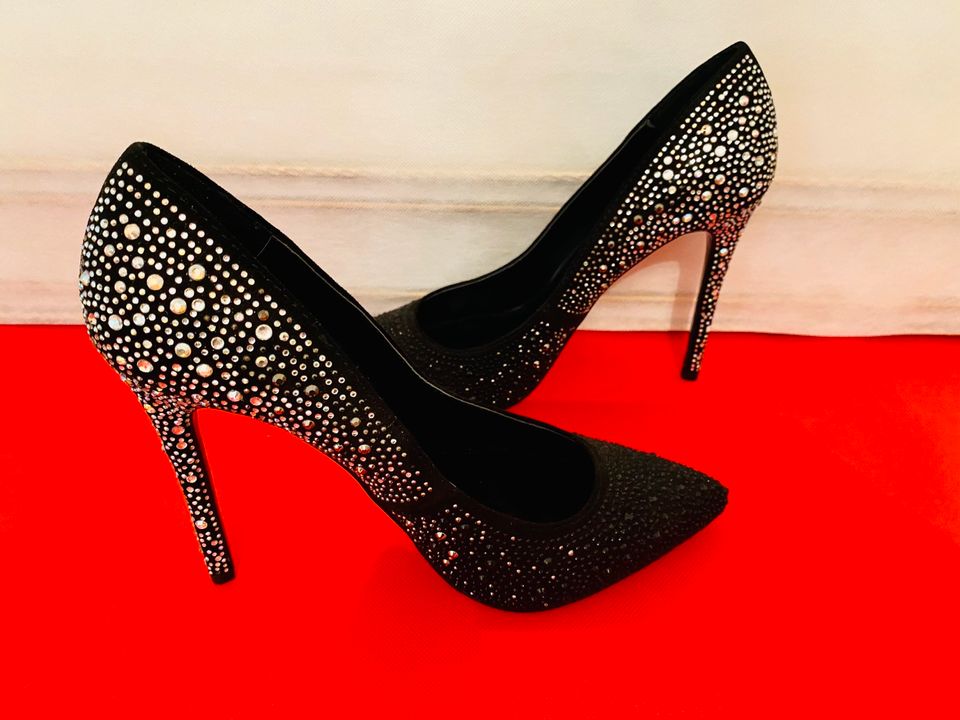 Janiko Swarovski Pumps , in Größe 40. Neu . in Düsseldorf - Bezirk 1 | eBay  Kleinanzeigen ist jetzt Kleinanzeigen