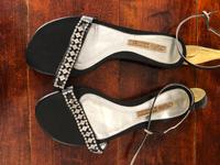 Buffalo Sandalen schwarz Strasssteinchen Gr. 38 Berlin - Neukölln Vorschau