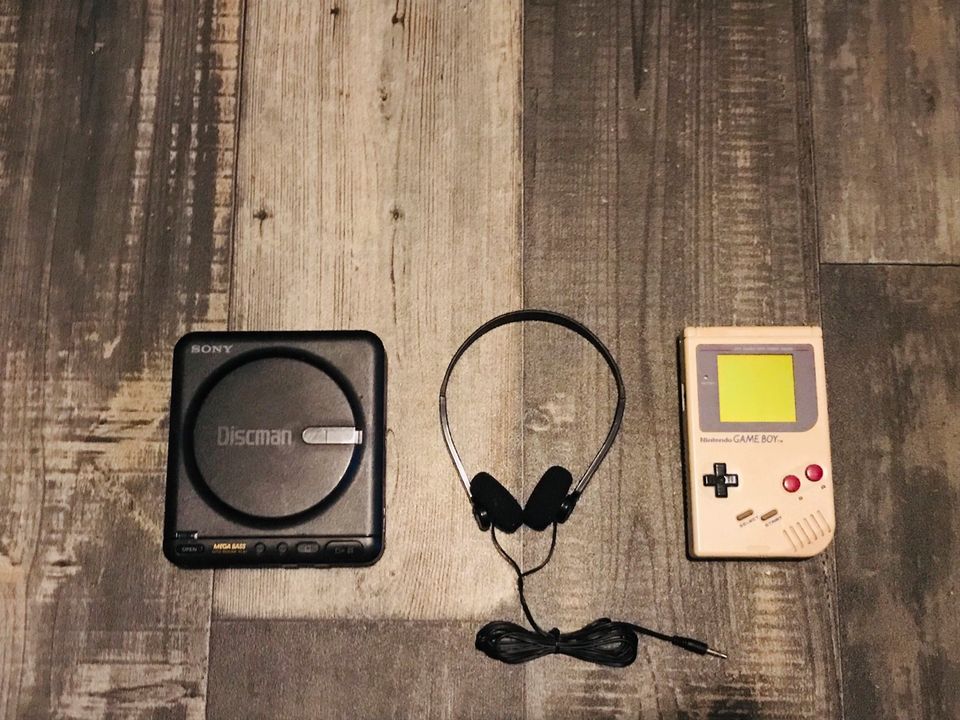Retro Kopfhörer Walkman Nintendo Gameboy Discman Neu unbenutzt in Hückelhoven