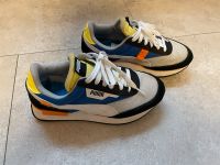 Puma Kinder Turnschuhe sneaker Größe 37 Hessen - Kaufungen Vorschau