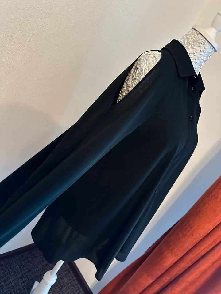 Bluse Hemdbluse Gr 34/36 ASOS schwarz in Hambrücken