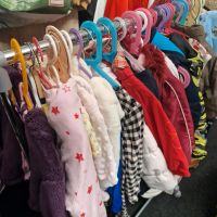 Kinderkleidung Jungen Mädchen Jacken Oberteil Shirts für 1 € Nordrhein-Westfalen - Lüdenscheid Vorschau