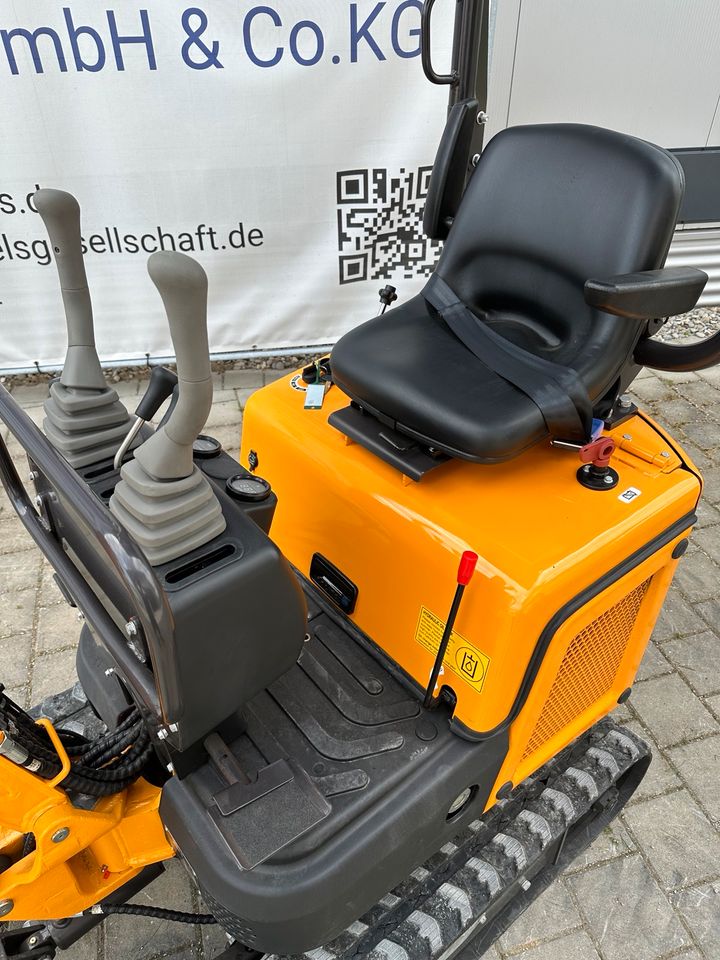 Neufahrzeug Minibagger + Schaufelpaket BK 850 Garantie in Neu Ulm