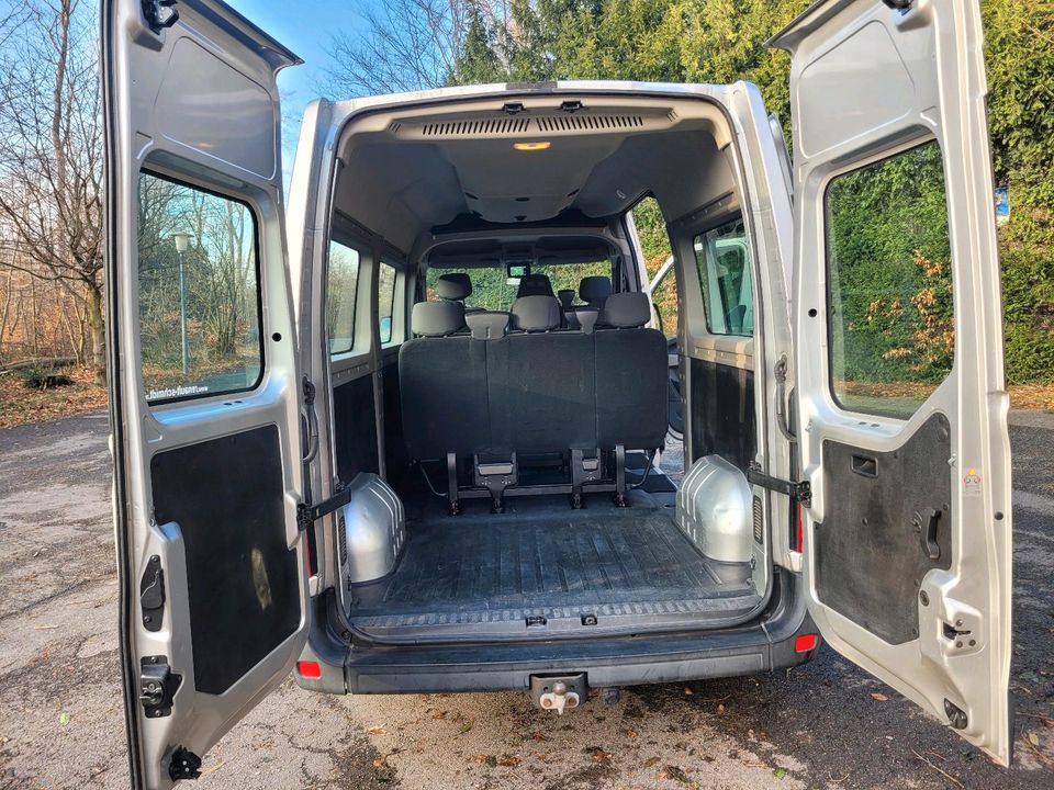 Renault Master 9 Sitzer Bulli mieten in Lemgo