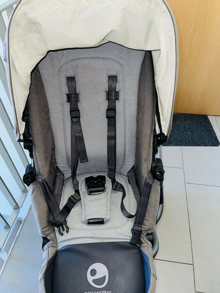 Harvey Easywalker*Kinderwagen*Kostenloser Versand Deutschlandweit in Trier