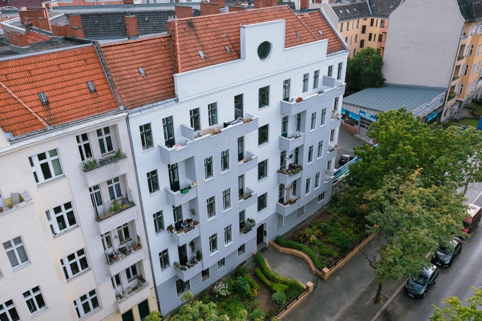 Praktisch geschnittene 2-Zimmer-Altbauwohnung als Kapitalanlage in Wedding in Berlin