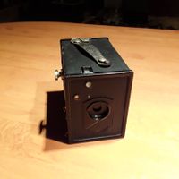 Antike Kamera für Fotografie : AGFA Boxkamera 44 Produziert: 1932 Schwerin - Paulsstadt Vorschau