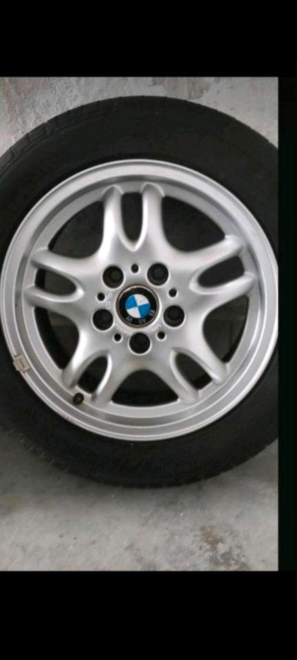 BMW E36 CABRIO ALUFELGEN ORIGINAL WERKSAUSSTATTUNG in Ringgau