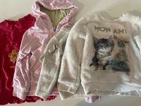 4 dicke Pullover Gr. 92 98 Mädchen Nordrhein-Westfalen - Mülheim (Ruhr) Vorschau