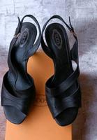 Tods Pumps Leder 11 cm High Heel Sandaletten 1,4 cm Plateau Düsseldorf - Eller Vorschau