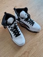 Puma Sneaker Schwarz/Weiß Größe 40 Niedersachsen - Salzhausen Vorschau