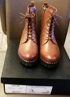 Boots * Stiefeletten * Gr. 39 * Kognak  *Leder * Neu Leipzig - Leipzig, Zentrum Vorschau