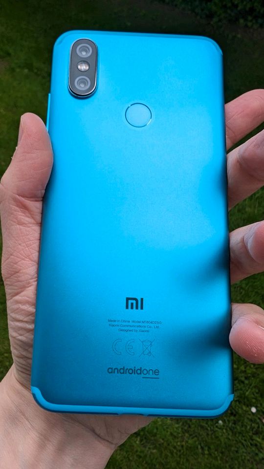 Xiaomi Mi A2 Blau in Lübbecke 