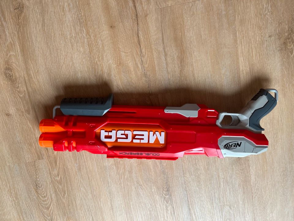 Nerf Mega Pumpgun in Bad Segeberg