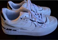 Nike AIR FORCE I weiß Größe 40 Schuhe Nordrhein-Westfalen - Geseke Vorschau