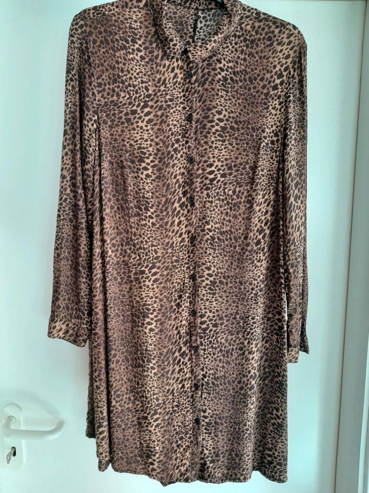 Hemdblusenkleid Sommerkleid Tunika Leo H&M  40-42 in Rodewisch