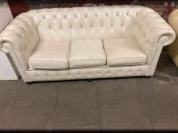 Chesterfield Ledersofa cremefarben Hamburg - Altona Vorschau