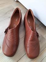 NEU  Damen  Halbschuhe in Gr. 7 Bayern - Bindlach Vorschau