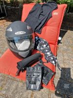 Motorradhelm, Handschuhe, Nierengurt, Sturmhauben Berlin - Karlshorst Vorschau