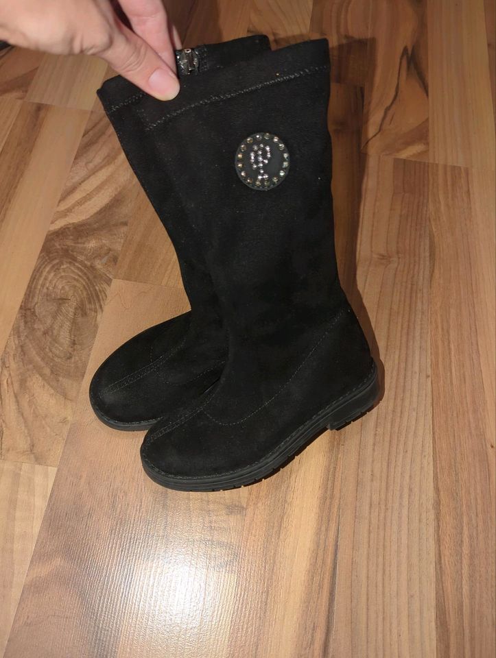 Stiefel von Primigi samt-schwarz mit Reißverschluss in Berlin