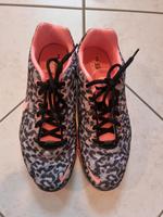 Nike Schuhe bunt Gr. 40 Neu Thüringen - Bucha Vorschau