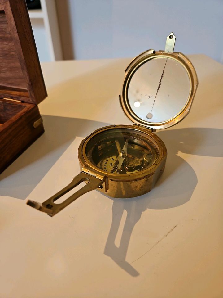 Sinus Peilkompass Bruton Vintage Retro Kompass Messing ovp in Rödental