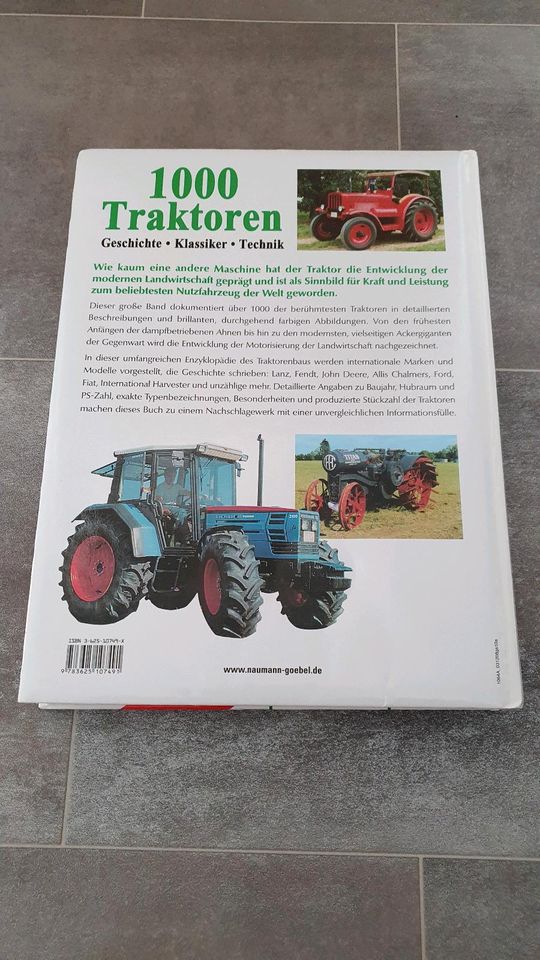 Verschiedene Bücher über Traktoren in Homberg (Efze)