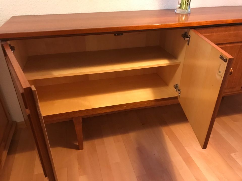 Sideboard Kommode 60er Jahre Teakholz Design Mid Century in Freiburg im Breisgau