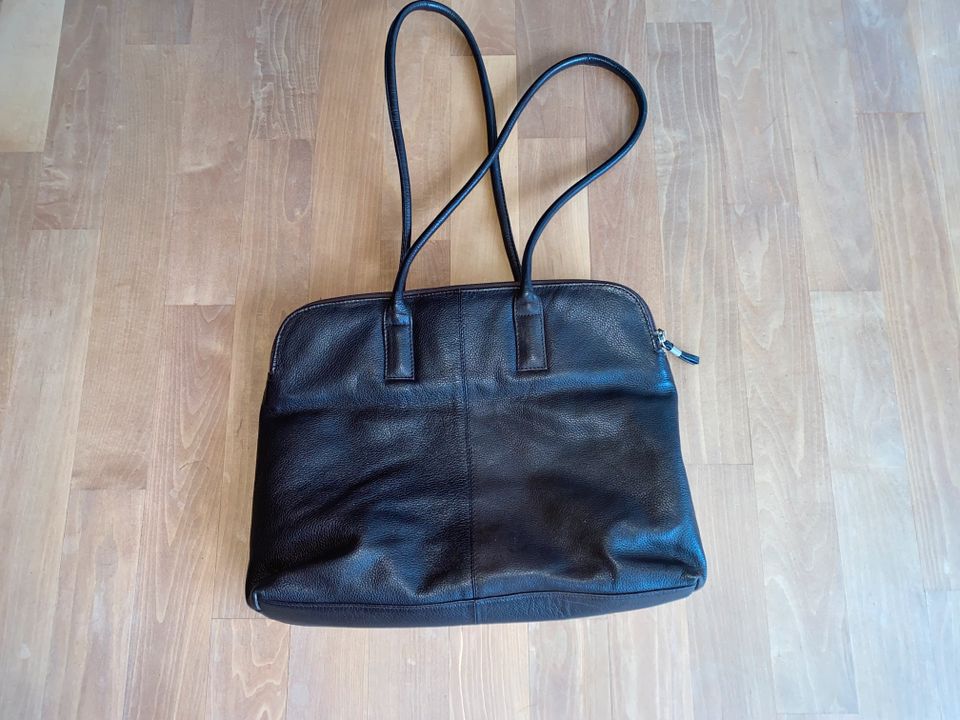 StandArt echt Leder Shopper Tasche braun neuwertig in Apensen