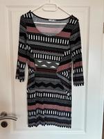 Kleid mit Dreiviertel Ärmeln von AJC Größe 38 Sachsen-Anhalt - Salzwedel Vorschau