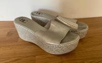 Super schöne Sandalen der Marke Heine, Größe 38, neuwertig! Hessen - Mainhausen Vorschau