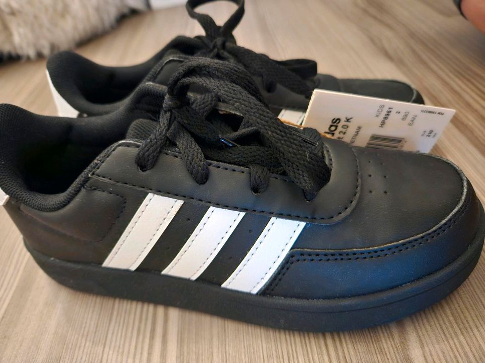 Adidas Breaknet Sneaker Turnschuhe Kinder 34 in Duisburg