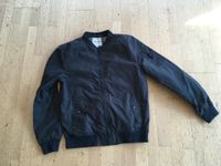 Review Blouson Bomberjacke dünne Jacke gr 176/182 Hessen - Fulda Vorschau