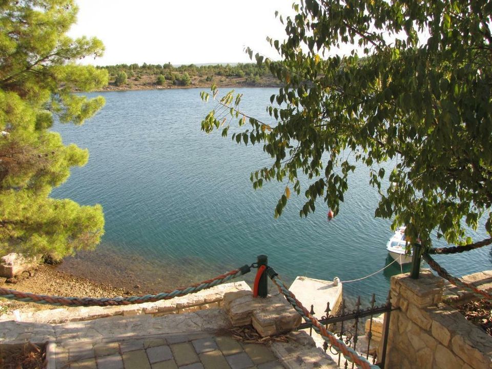 KROATIEN, SCHÖNES FERIENHAUS AM MEER BEI ZADAR in Seeheim-Jugenheim