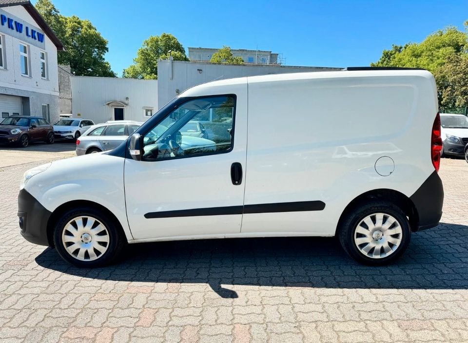 Opel Combo D aus 2. Hand in Coswig (Anhalt)