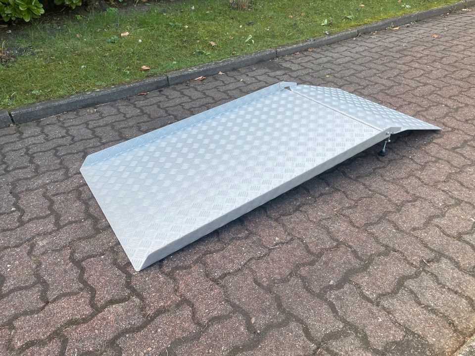 Feal Aluminium Rollstuhl Schwellen Rampe 170cmL 76cmB (Versand) in Hamburg