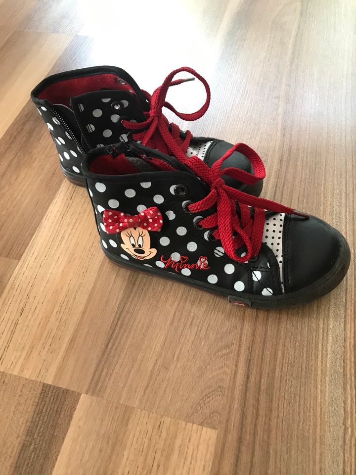 Minnie mouse Schuhe 28 Fleece sneakers Turnschuhe Mädchen in Radevormwald