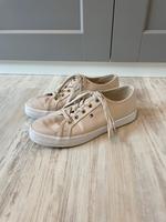 Tommy Hilfiger Essential Sneaker low Gr. 39 Niedersachsen - Oldenburg Vorschau