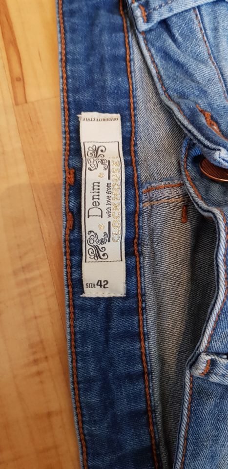 Schöne Jeans Shorts Gr.: L ( 42 ) - Top Zustand in Rheine