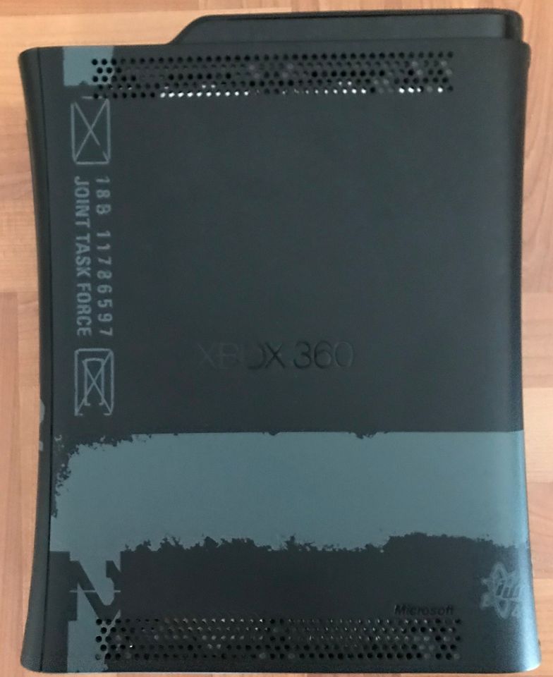 XBox 360 (Limited Edition) inkl 9 Spiele u. Versand in Walpertskirchen