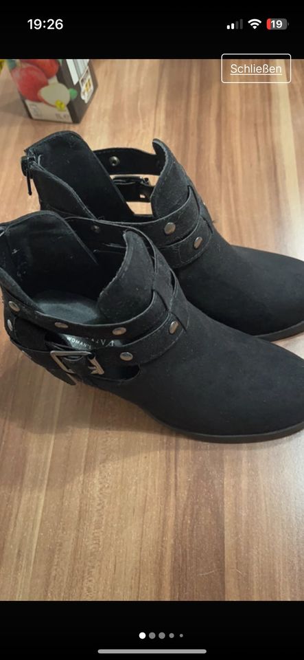 Lascana Stiefelette Gr.38 schwarz 1 mal getragen in Remseck am Neckar