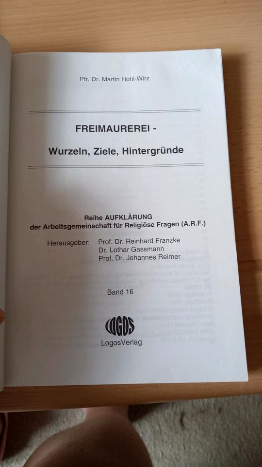 Bücher über Neuapostolische Kirche, Freimaurerei, Homosexualität in Königsbach-Stein 