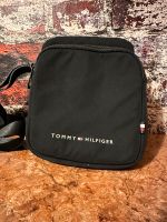 Tommy Hilfiger " Mini Skyline Reporter Bag " - NEU - Garantie !! Nürnberg (Mittelfr) - Nordstadt Vorschau