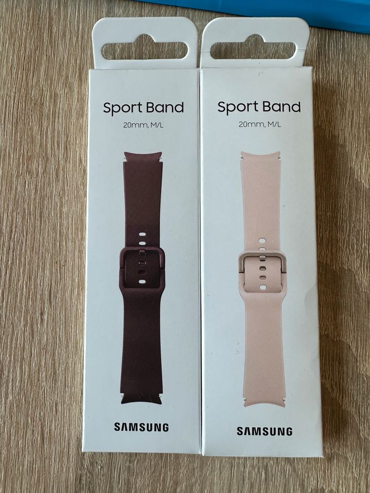 Samsung Watch Armbänder + Displayschutz in Friedeburg