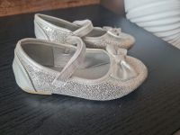 Silber Ballerinas Gr. 26, neuwertig Dortmund - Wickede Vorschau