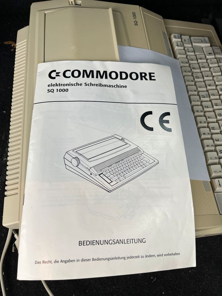 Commodore Schreibmaschine in Korbach