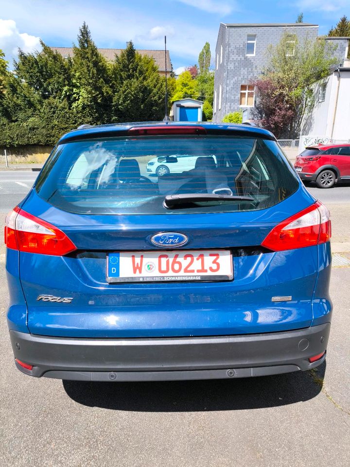 Ford Focus Turnier TDCi Eco- StartStop Klima Temp PDC in Wuppertal