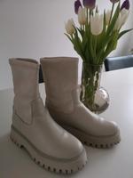 Bronx Plateau Stiefel/Boots,Gr. 38,beige/weiß,Leder,neuw.,NP:159€ Niedersachsen - Wilhelmshaven Vorschau