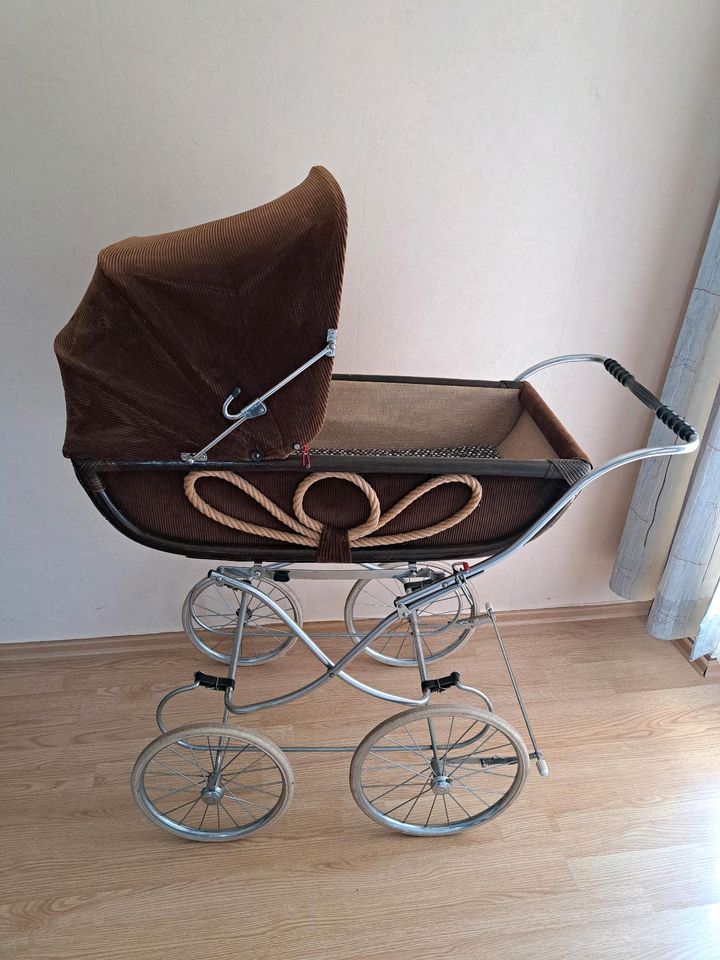 Retro Kinderwagen  Fa. Gesslein  Kord, braun, vintage in Bretzfeld